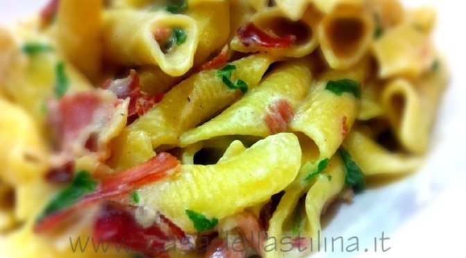 GARGANELLI SPECK E RUCOLA